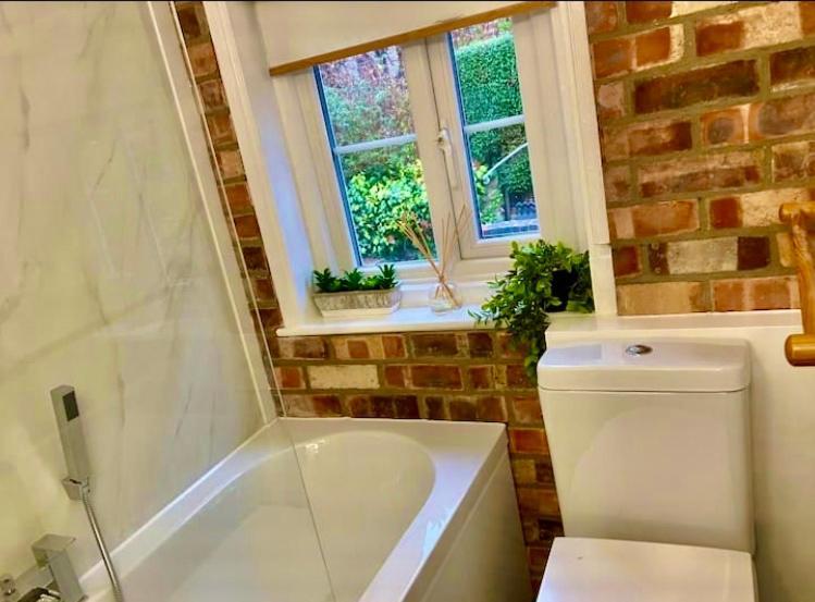 Villa Number36, Hills Garden Access, Unique Retreat Great Malvern Exterior foto